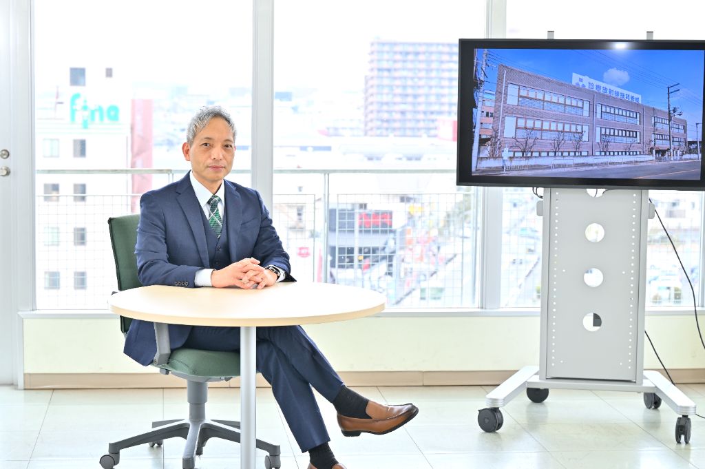 山田雅之教授 インタビュー DSC8583