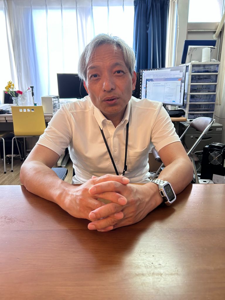 山田教授