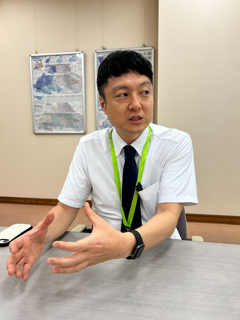 四條畷学園大学 理学療法学専攻 松木明好先生のインタビューの様子